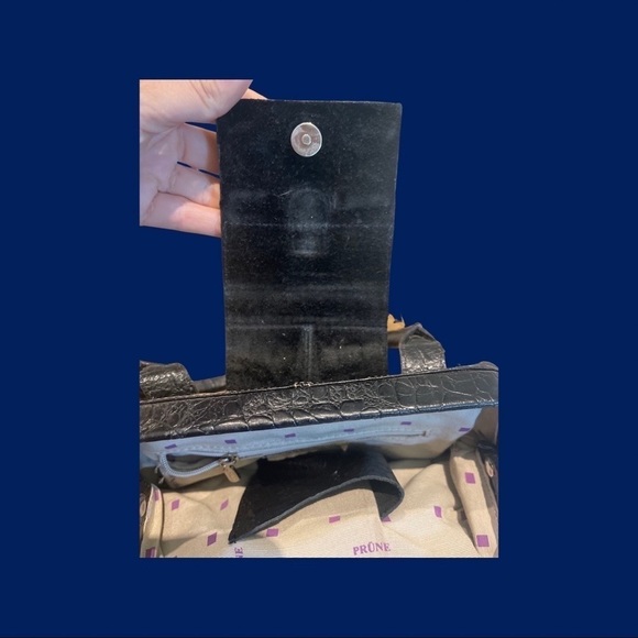 Prune Leather handbag satchel mini bag - Picture 9 of 15